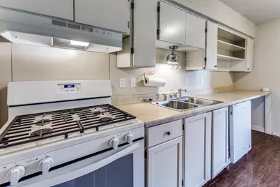 620 S 1st Street #103, Austin, TX 78704 - Photo 2
