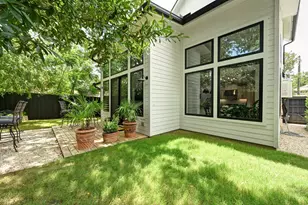 2326 Santa Rosa St, Austin, TX 78702 - Photo 14