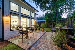 2326 Santa Rosa St, Austin, TX 78702 - Photo 22