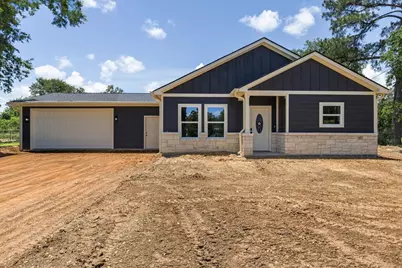 109 Clear Spring Street, Bastrop, TX 78602 - Photo 1