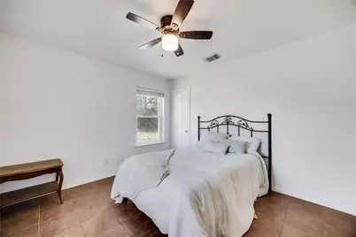 137 W Oak Drive, Cedar Creek, TX 78612 - Photo 28