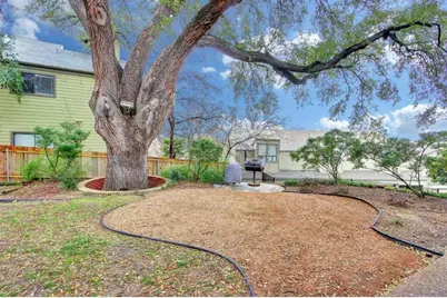 2612 San Pedro Street #206, Austin, TX 78705 - Photo 2