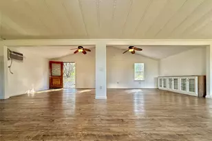 10601 Ridge Rim Dr, Leander, TX 78641 - Photo 12