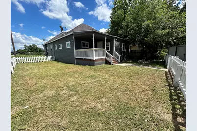 400 Symes Street #B, Taylor, TX 76574 - Photo 8
