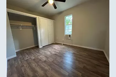 400 Symes Street #B, Taylor, TX 76574 - Photo 24