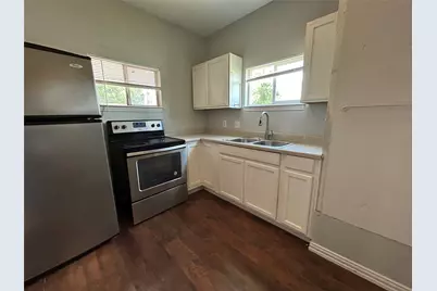400 Symes Street #B, Taylor, TX 76574 - Photo 16