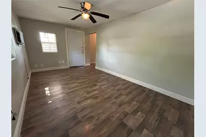 400 Symes Street #B, Taylor, TX 76574 - Photo 12