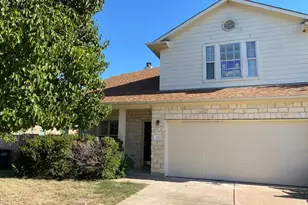 810 N Creek Blvd, Leander, TX 78641 - Photo 1