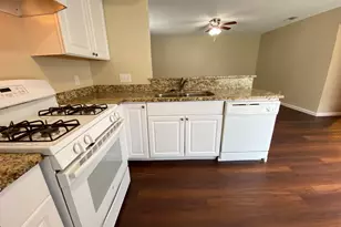 4903 Merritt Dr, Austin, TX 78744 - Photo 10