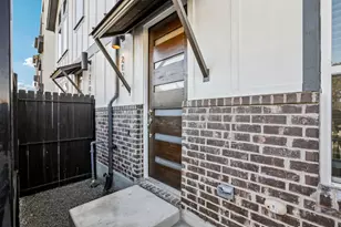 200 W 56th St, Austin, TX 78751 - Photo 2