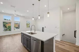 200 W 56th St, Austin, TX 78751 - Photo 16
