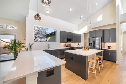 3006 Garden Villa Lane, Austin, TX 78704 - Photo 8