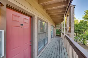 2210 Pearl St, Austin, TX 78705 - Photo 4