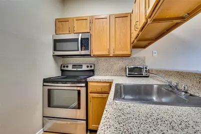 2210 Pearl Street #203, Austin, TX 78705 - Photo 12