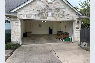 7420 W Magic Mountain Lane W, Round Rock, TX 78681 - Photo 4