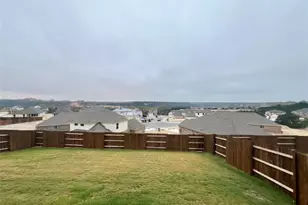 400 Barton Run Dr, Georgetown, TX 78628 - Photo 16