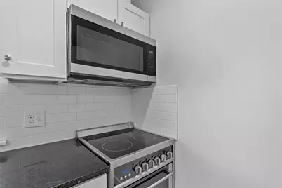 306 E 30 Th Street #109, Austin, TX 78705 - Photo 10