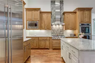 328 Ringtail Stream Dr, Austin, TX 78738 - Photo 10