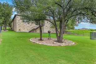 328 Ringtail Stream Dr, Austin, TX 78738 - Photo 34