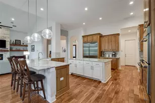 328 Ringtail Stream Dr, Austin, TX 78738 - Photo 8