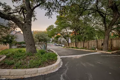620 S 1st Street #107, Austin, TX 78704 - Photo 22