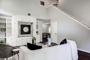 8303 Edgemoor Pl, Austin, TX 78749 - Photo 6