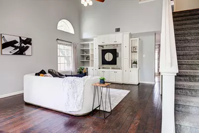 8303 Edgemoor Place, Austin, TX 78749 - Photo 4