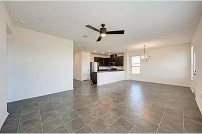 18600 Golden Eagle Way, Elgin, TX 78621 - Photo 10