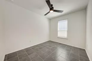 18600 Golden Eagle Way, Elgin, TX 78621 - Photo 32