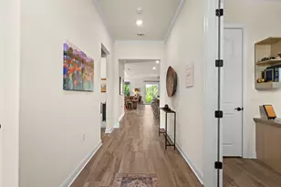 220 Iron Rail Ln, Georgetown, TX 78633 - Photo 2