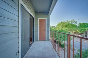 2901 San Jacinto Blvd, Austin, TX 78705 - Photo 14