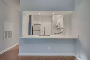 2901 San Jacinto Blvd, Austin, TX 78705 - Photo 4