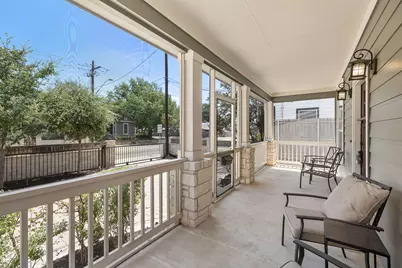 1011 E 38th 1/2 Street, Austin, TX 78751 - Photo 4