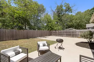 1011 E 38th 1/2 St, Austin, TX 78751 - Photo 32