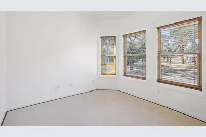 404 Saddlehorn Drive, Dripping Springs, TX 78620 - Photo 12