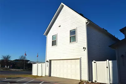 7700 Norah Drive, Austin, TX 78744 - Photo 6