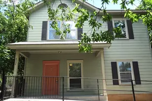 4704 Ledesma Rd, Austin, TX 78721 - Photo 2