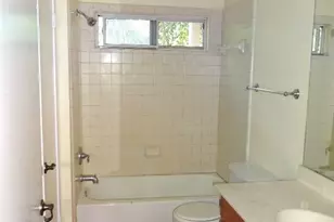 4704 Ledesma Rd, Austin, TX 78721 - Photo 20