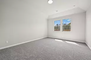 205 Hornet St, Elgin, TX 78621 - Photo 12