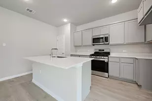 205 Hornet St, Elgin, TX 78621 - Photo 6