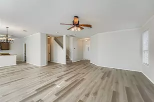 104 Mossy Rock Cove, Hutto, TX 78634 - Photo 2