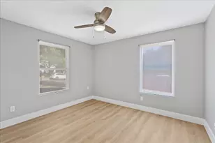 3107 E 13th St, Austin, TX 78702 - Photo 12