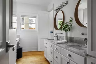 515 E 49th St, Austin, TX 78751 - Photo 18