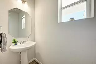 125 Wagon Spoke Wy, Liberty Hill, TX 78642 - Photo 16