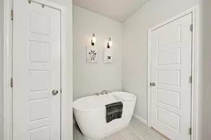 125 Wagon Spoke Wy, Liberty Hill, TX 78642 - Photo 14