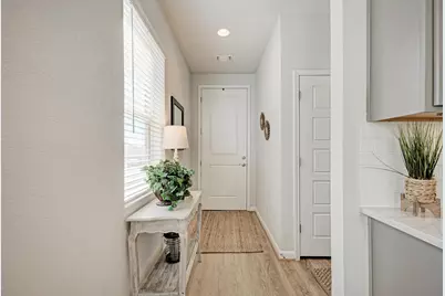 125 Wagon Spoke Way, Liberty Hill, TX 78642 - Photo 6