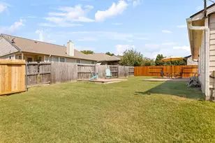 880 Bottle Brush Dr, Kyle, TX 78640 - Photo 38