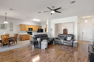 880 Bottle Brush Dr, Kyle, TX 78640 - Photo 10