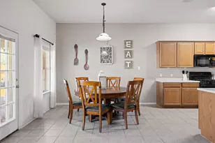 880 Bottle Brush Dr, Kyle, TX 78640 - Photo 20