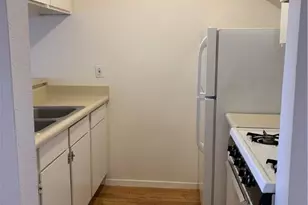 10810 Newmont Rd, Austin, TX 78758 - Photo 8